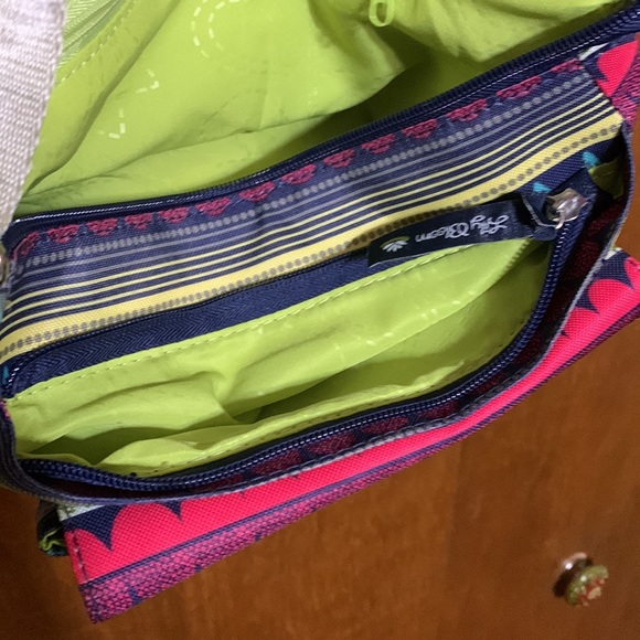 LILY BLOOM - In love with bright colors and patterns? This is for you… - Picture 9 of 10